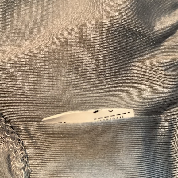 Forever 21 Gray Women's Top - Picture 7 of 7